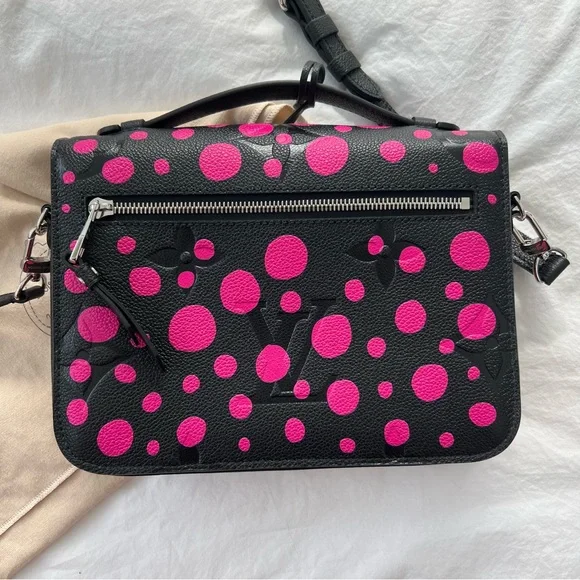 Louis VuittonxYayoi Kusama 2023 Monogram Embossed Dots Empreinte Pochette Métis - Picture 4 of 16